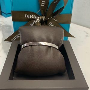 Birks Essentials Sterling Silver Square Oval Bangle